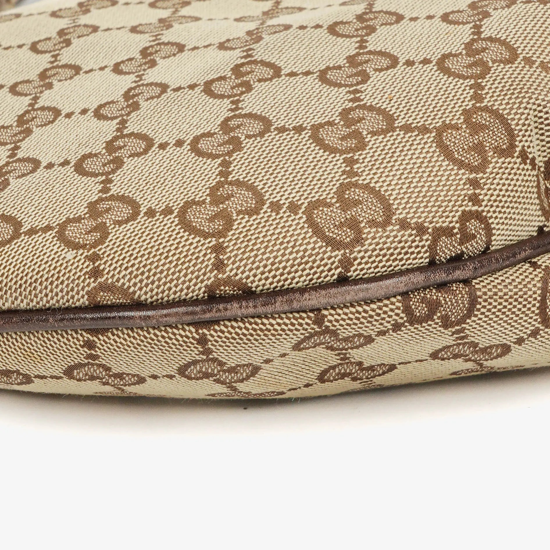Gucci GG Canvas Schultertasche