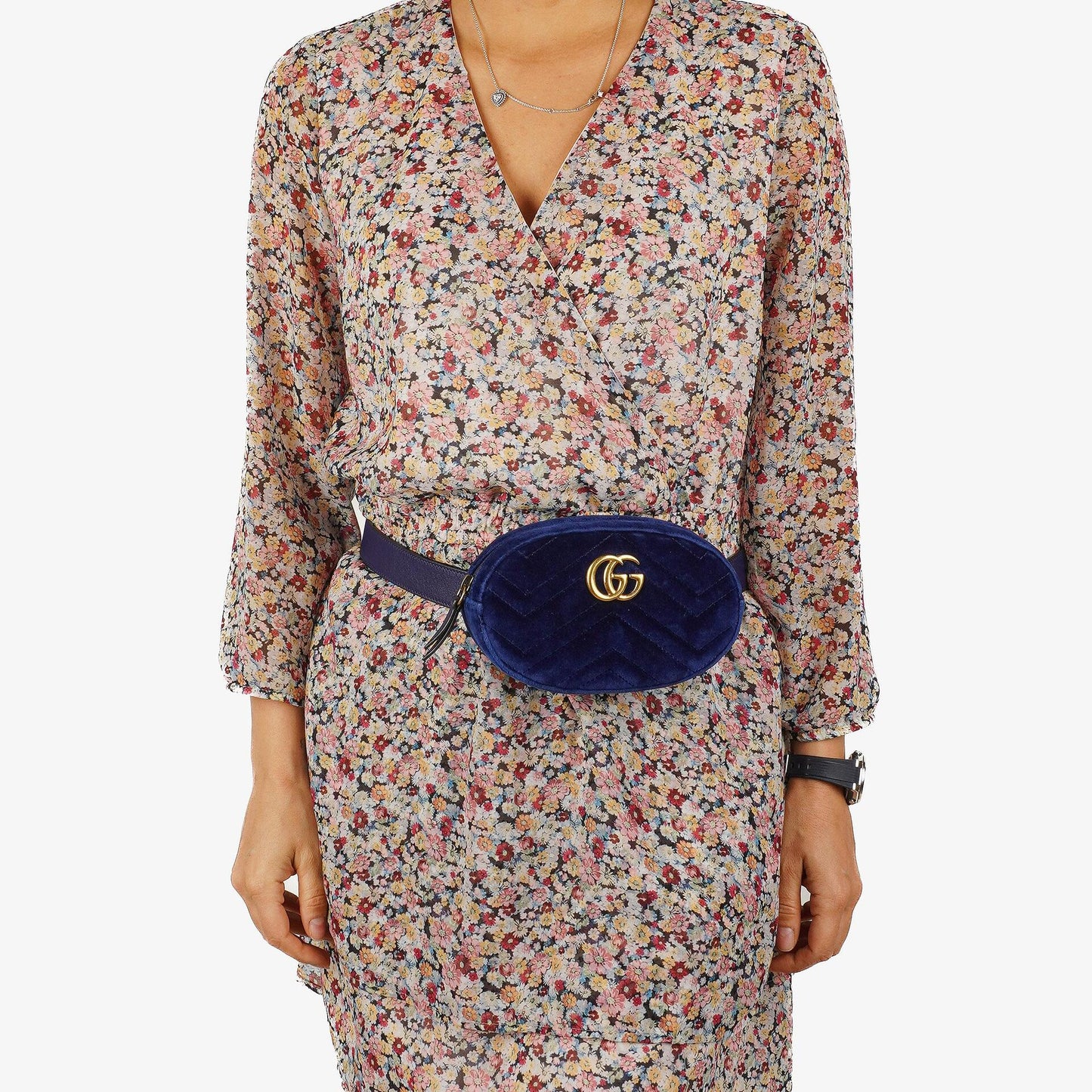 Gucci GG Marmont Matelasse Kobaltblau Samt Gürteltasche 85 34