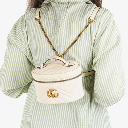 Gucci GG Marmont runder Rucksack
