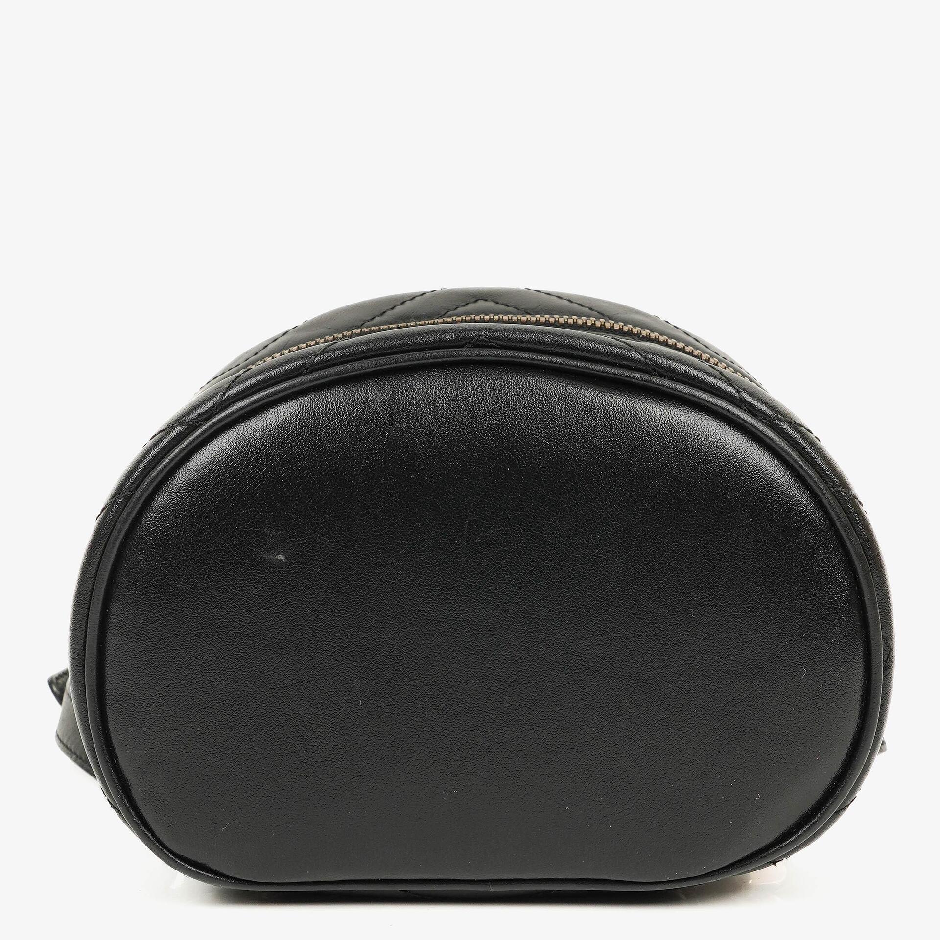 Gucci GG Marmont runder schwarzer Rucksack