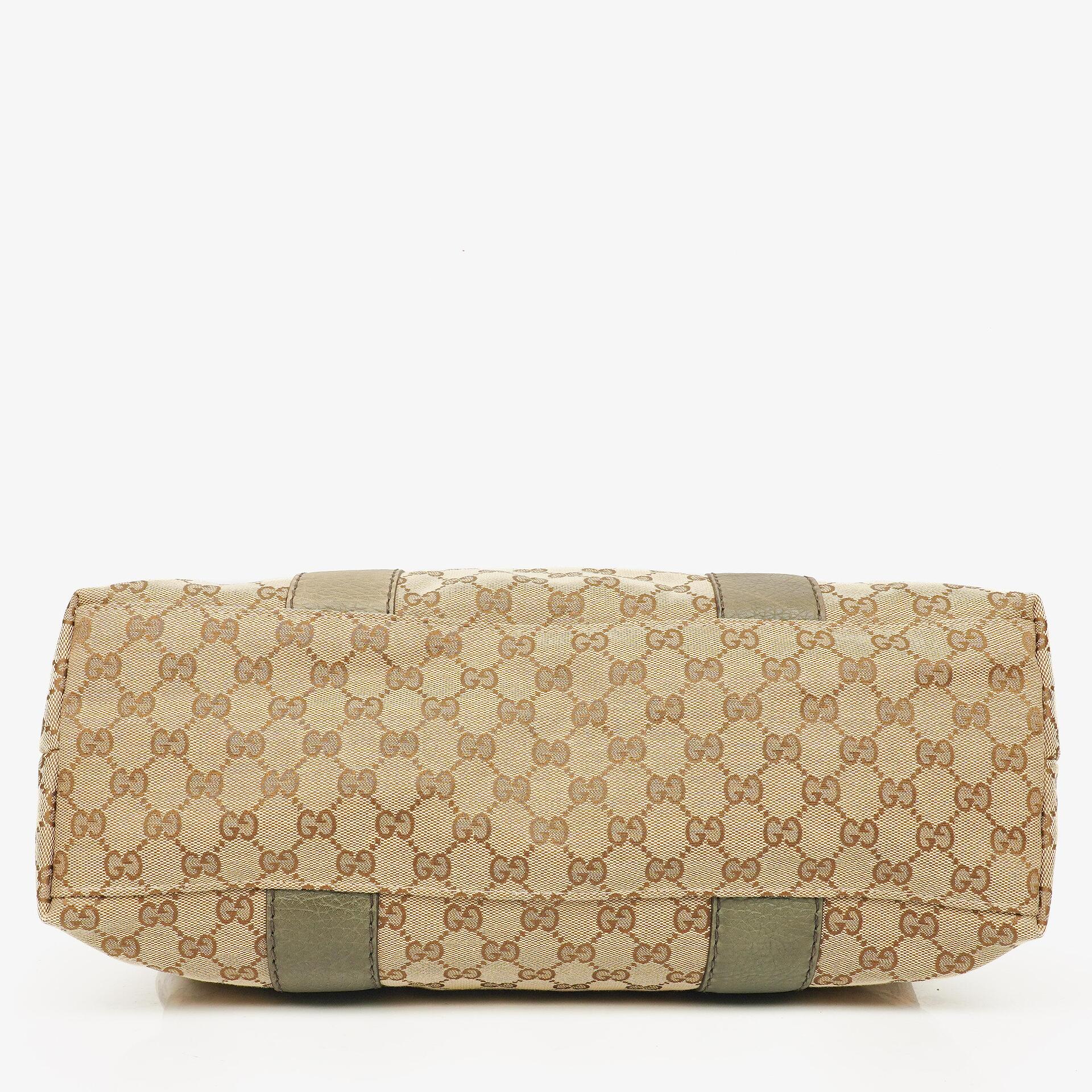Gucci GG Monogram Canvas Top-Handle-Tasche in Beige mit Bambusgriff