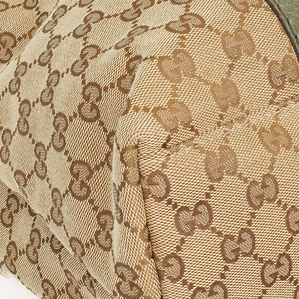 Gucci GG Monogram Canvas Top-Handle-Tasche in Beige mit Bambusgriff