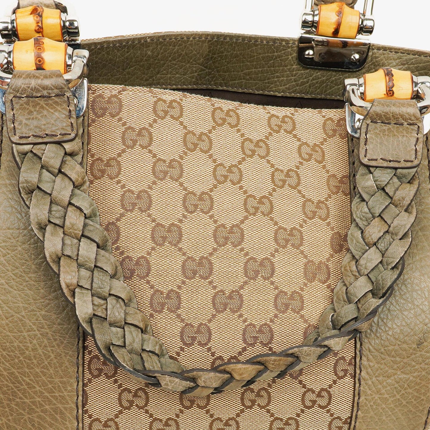 Gucci GG Monogram Canvas Top-Handle-Tasche in Beige mit Bambusgriff