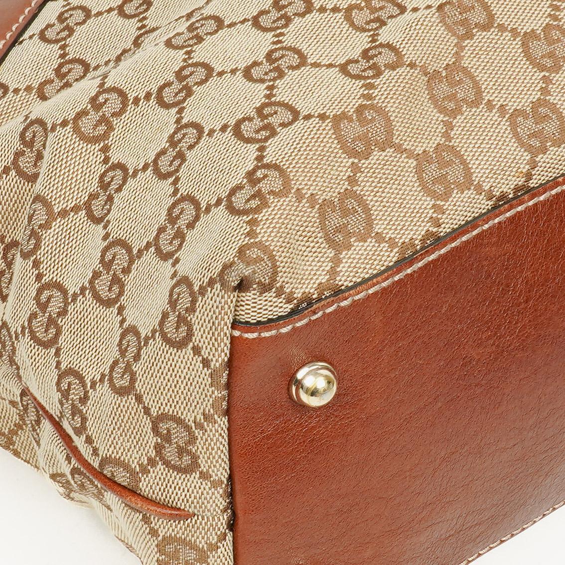 Gucci GG Monogram Canvas Handtasche in Beige/Braun