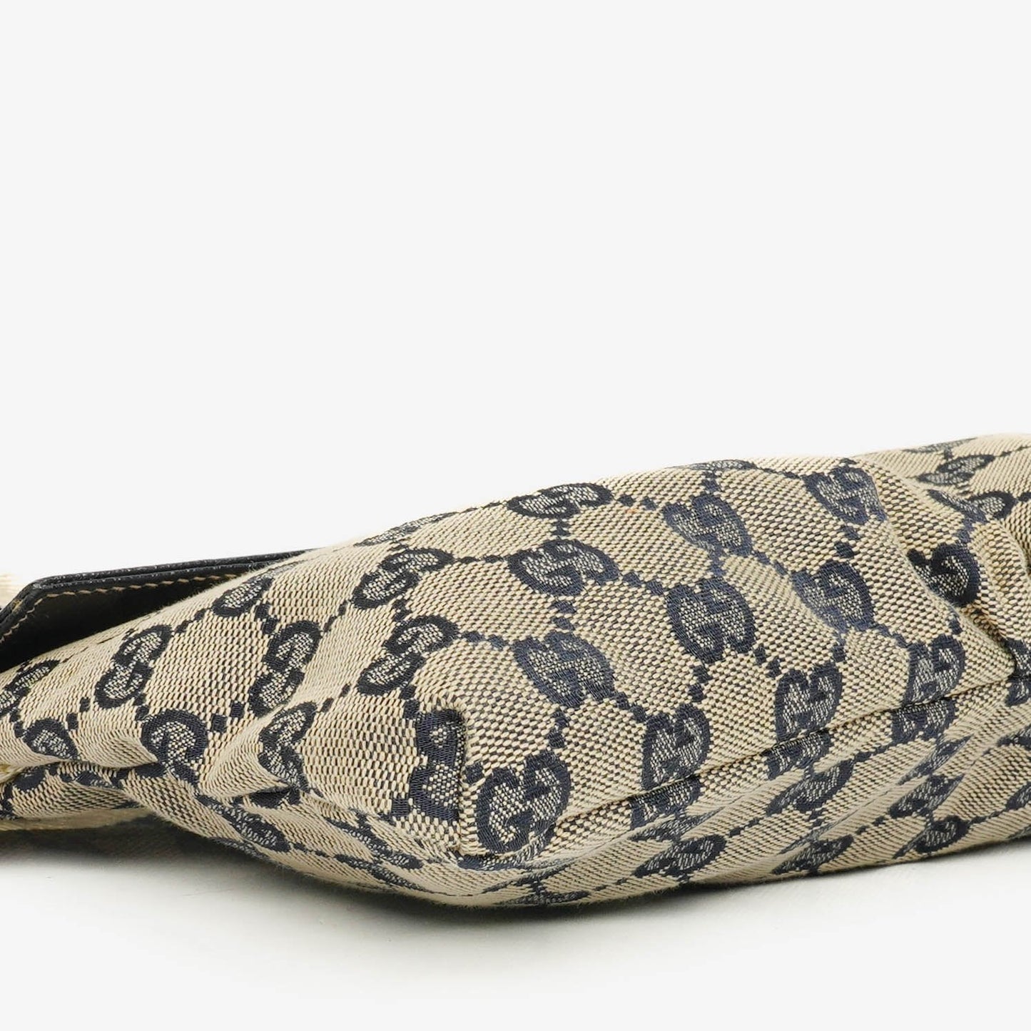 Gucci GG Monogram Canvas Gürteltasche