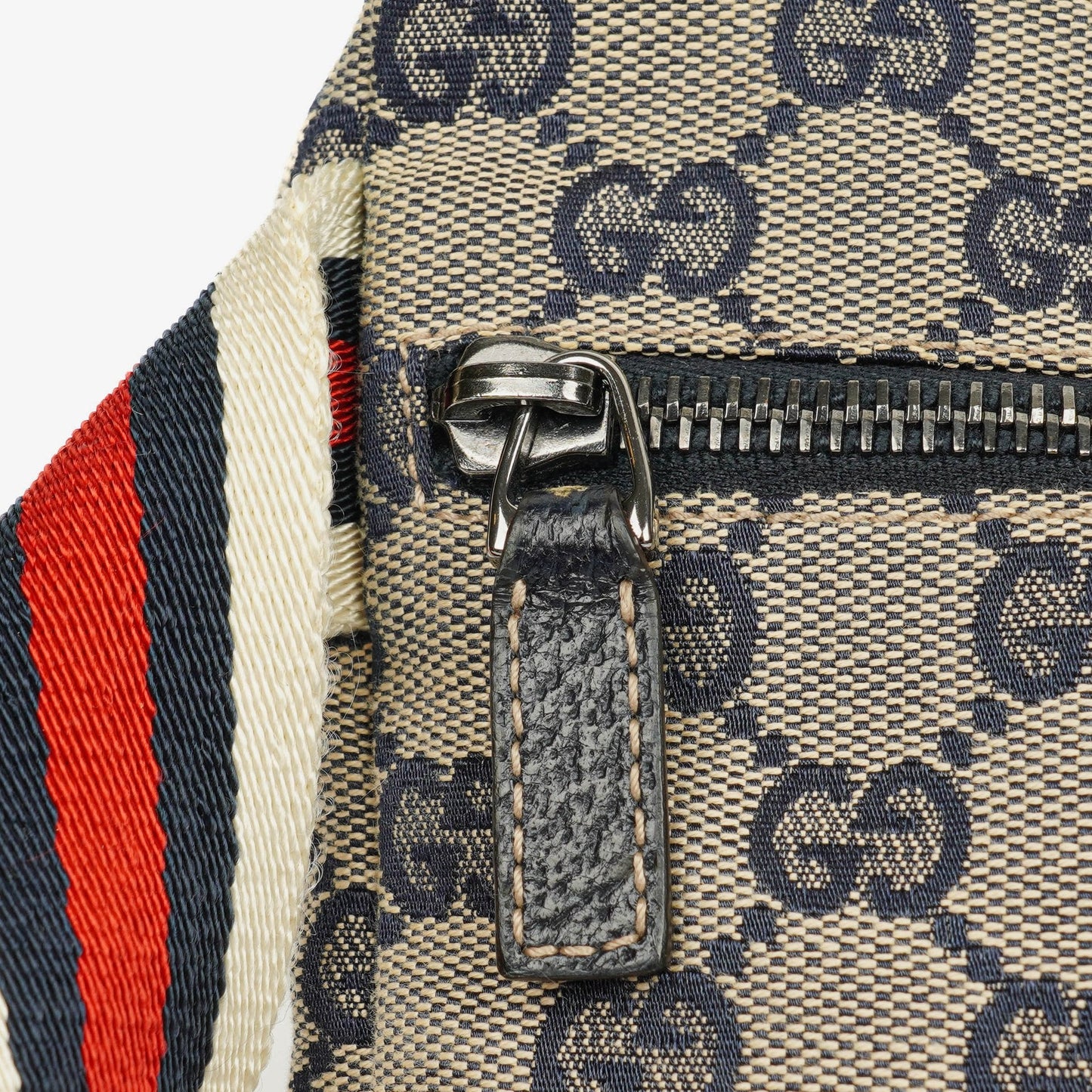 Gucci GG Monogram Canvas Gürteltasche