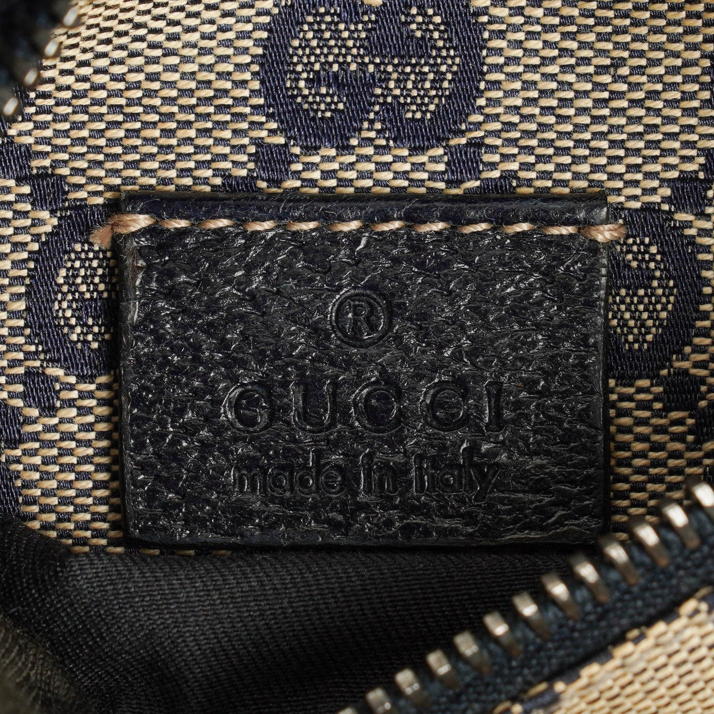 Gucci GG Monogram Canvas Gürteltasche
