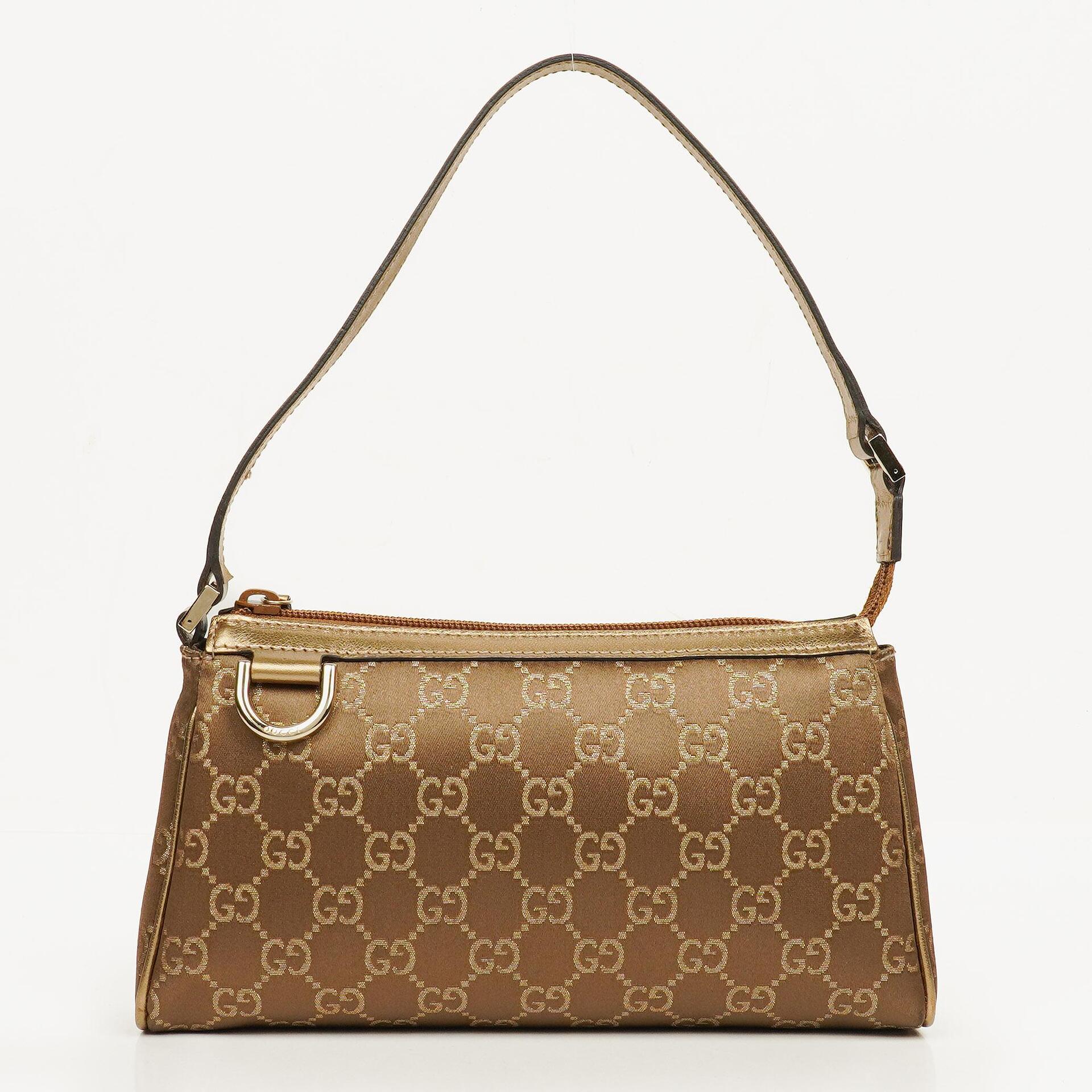 Gucci Abbey D-Ring Pochette aus GG Satin