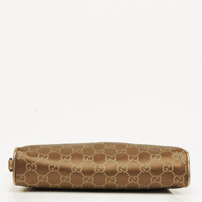 Gucci Abbey D-Ring Pochette aus GG Satin