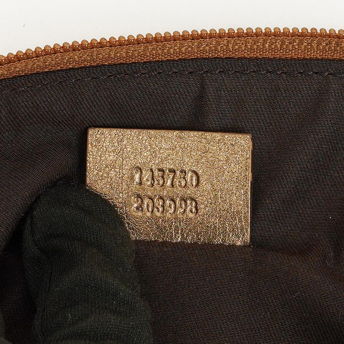 Gucci Abbey D-Ring Pochette aus GG Satin