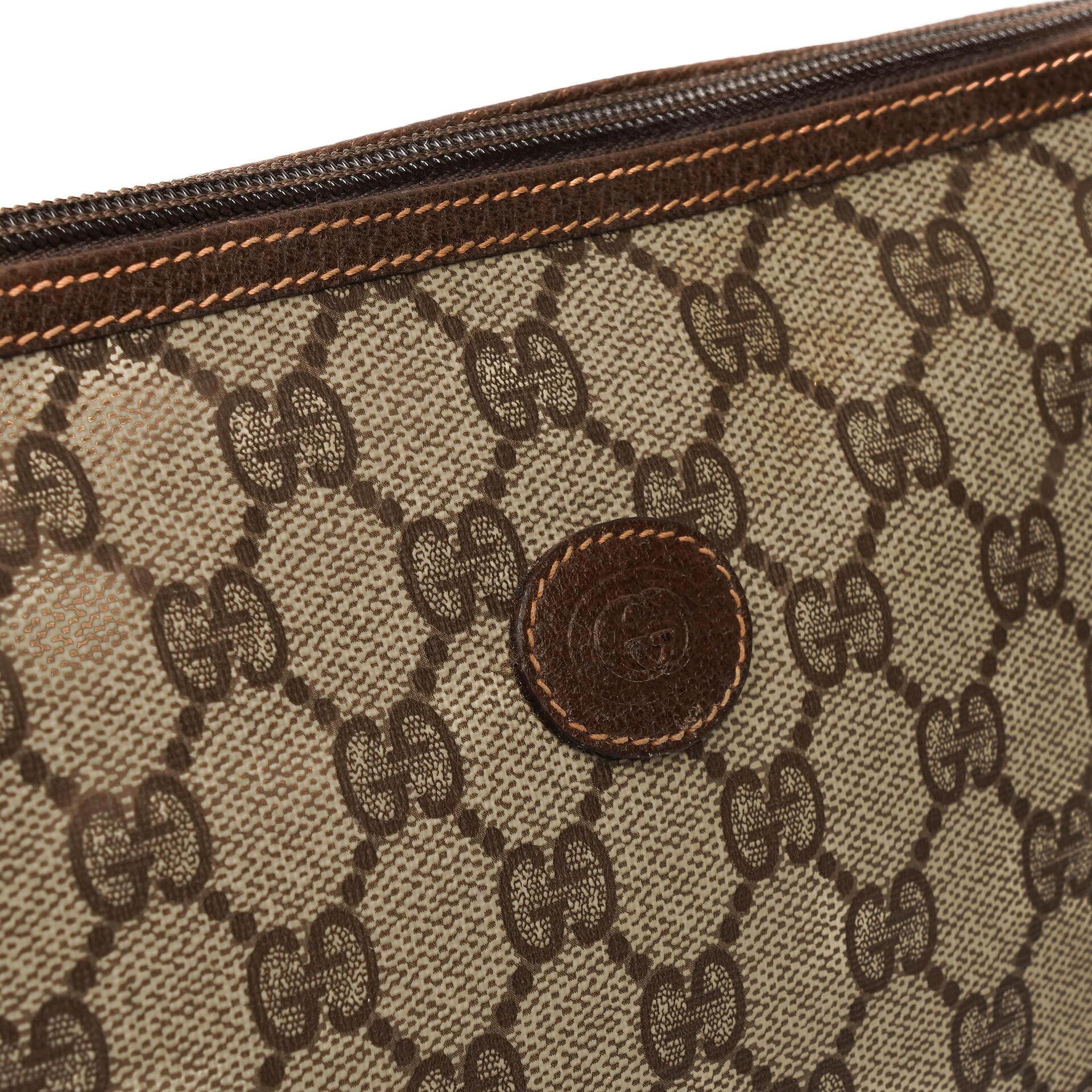 Gucci GG Supreme Monogram Clutch Tasche