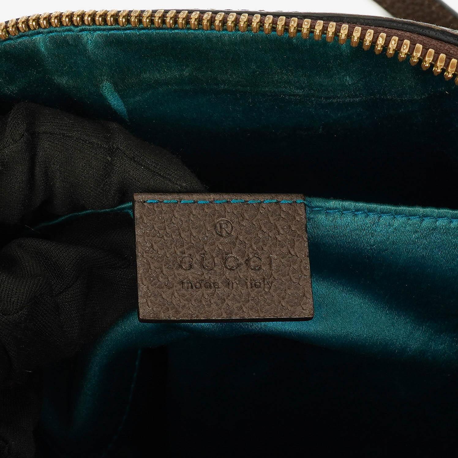 Gucci Kleine Ophidia Dome Schultertasche aus GG Supreme Monogram mit abgerundeter Oberseite