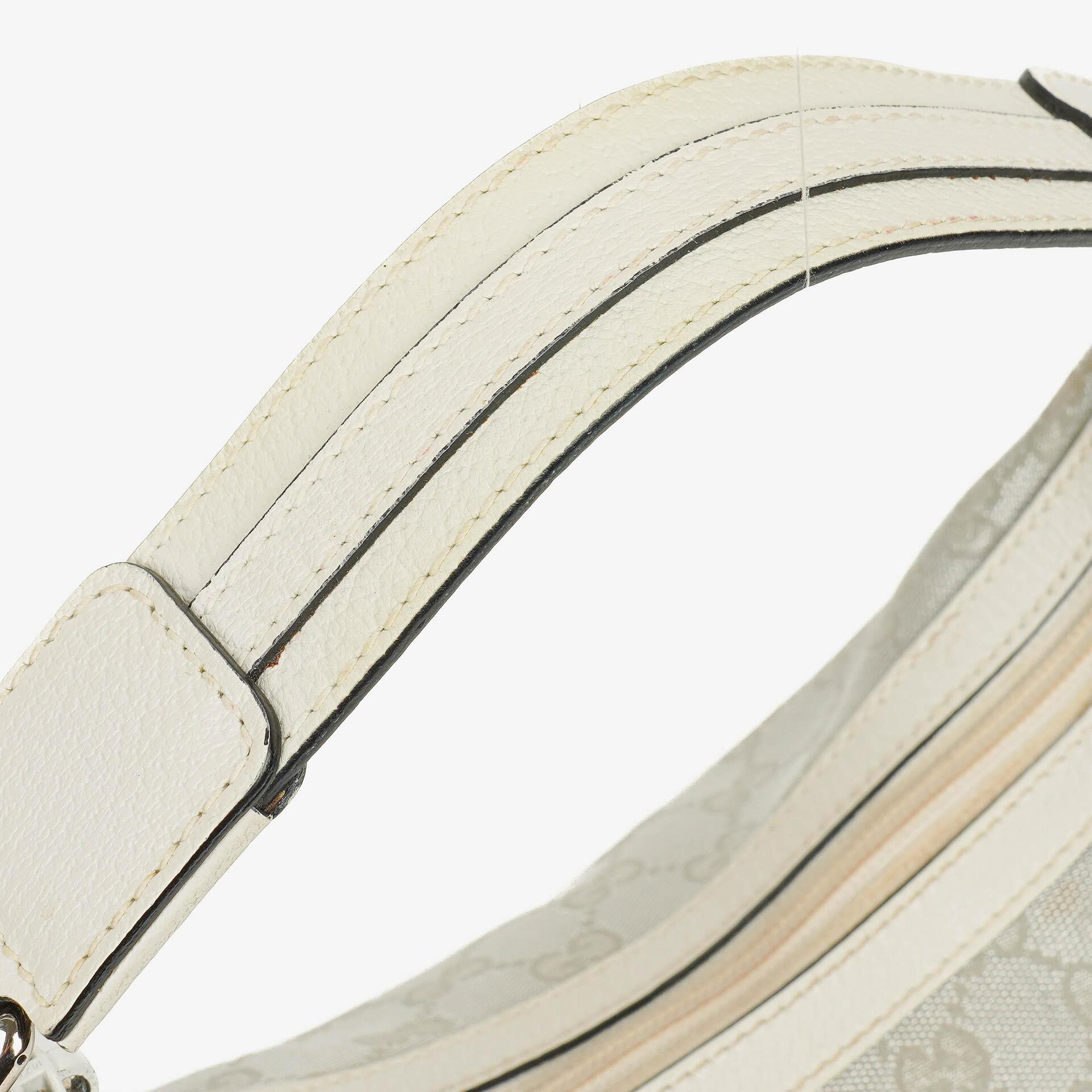 Gucci GG Supreme Pop Handtasche in Silber