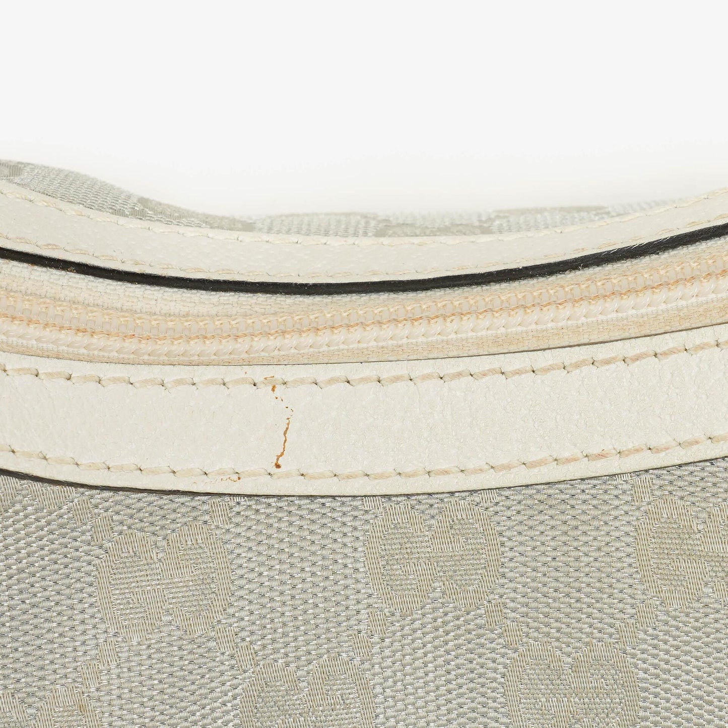 Gucci GG Supreme Pop Handtasche in Silber