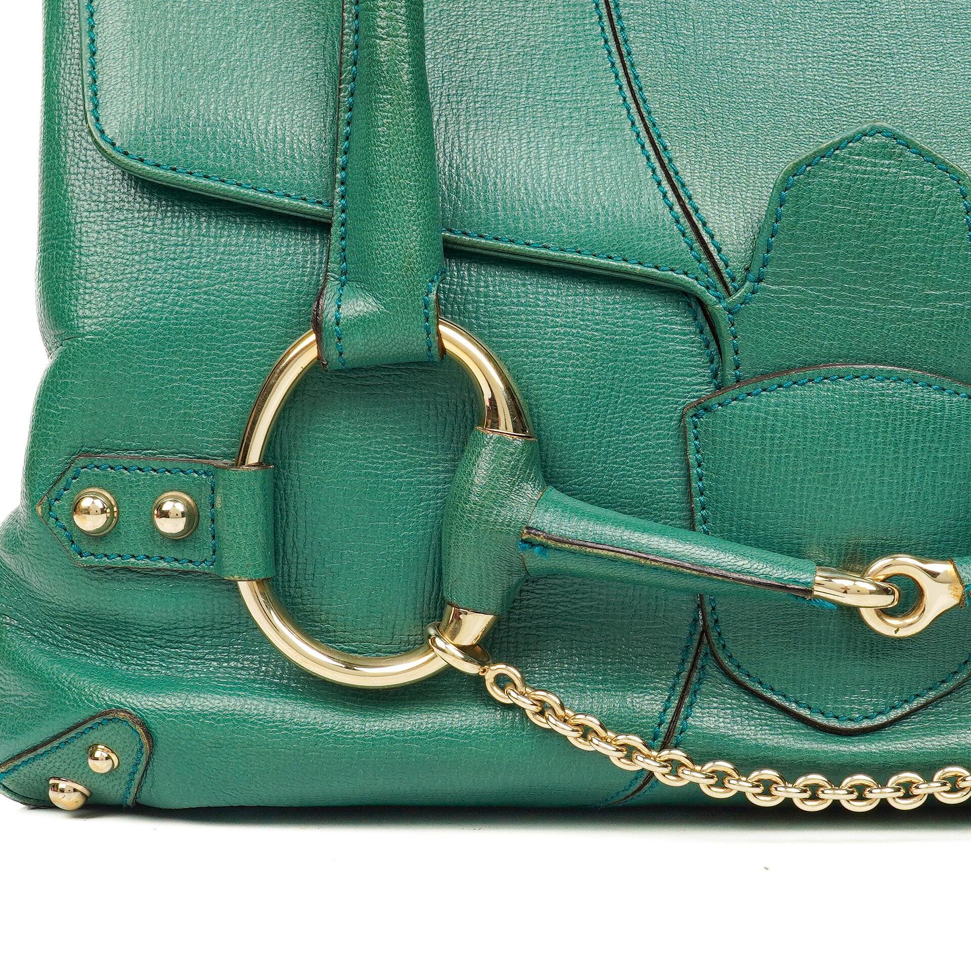 Gucci Horsebit Chain Flap Bag Large aus genarbtem Kalbsleder