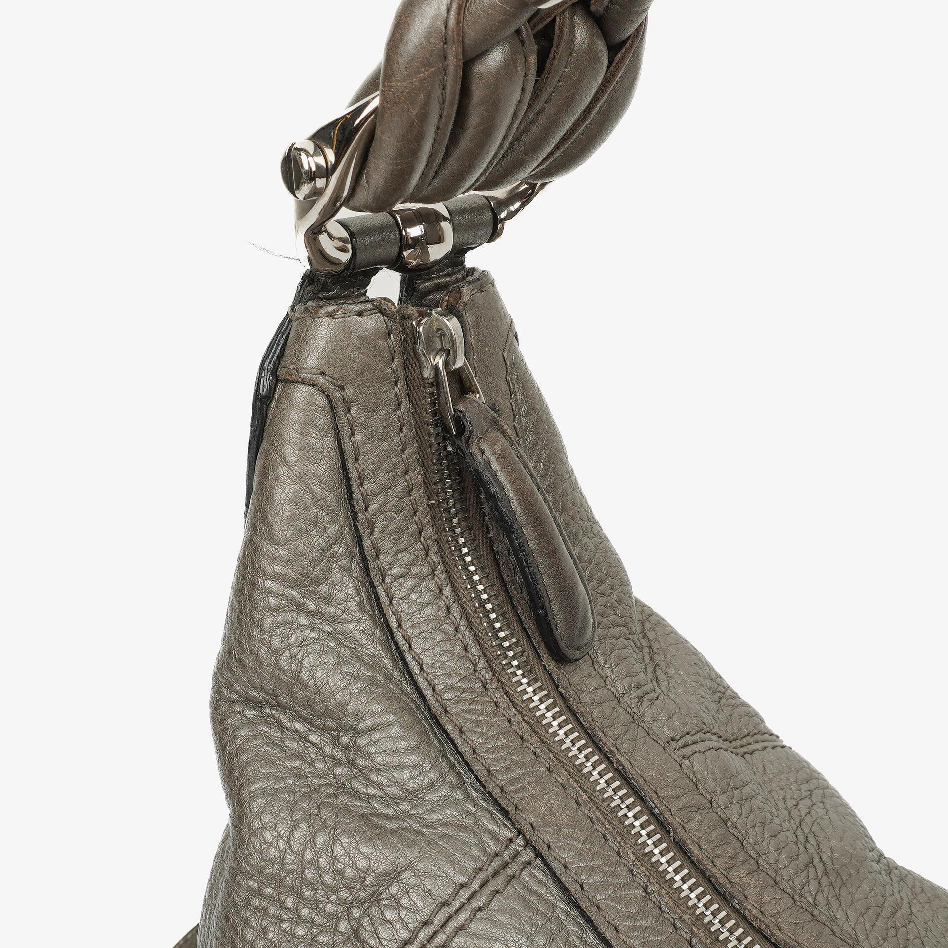 Gucci Horsebit Hobo aus grauem genarbtem Kalbsleder