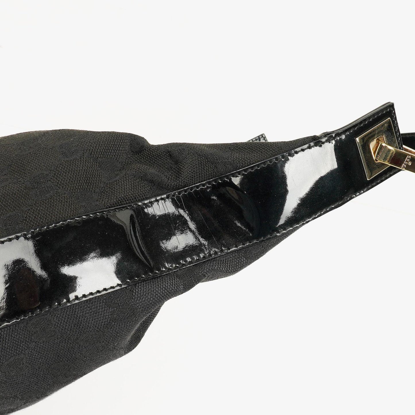 Gucci Hobo Schultertasche aus schwarzem GG Canvas und Lackleder