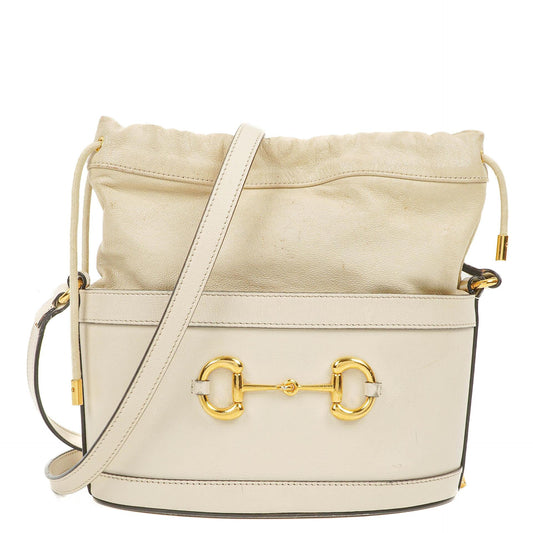 Gucci Horsebit 1955 Azalea Sakai Kalbsleder Mystic Weiß Beuteltasche mit Kordelzug