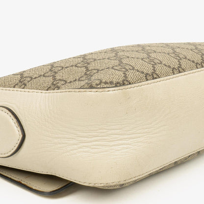 Gucci Horsebit 1955 kleine Schultertasche aus GG Supreme Monogram