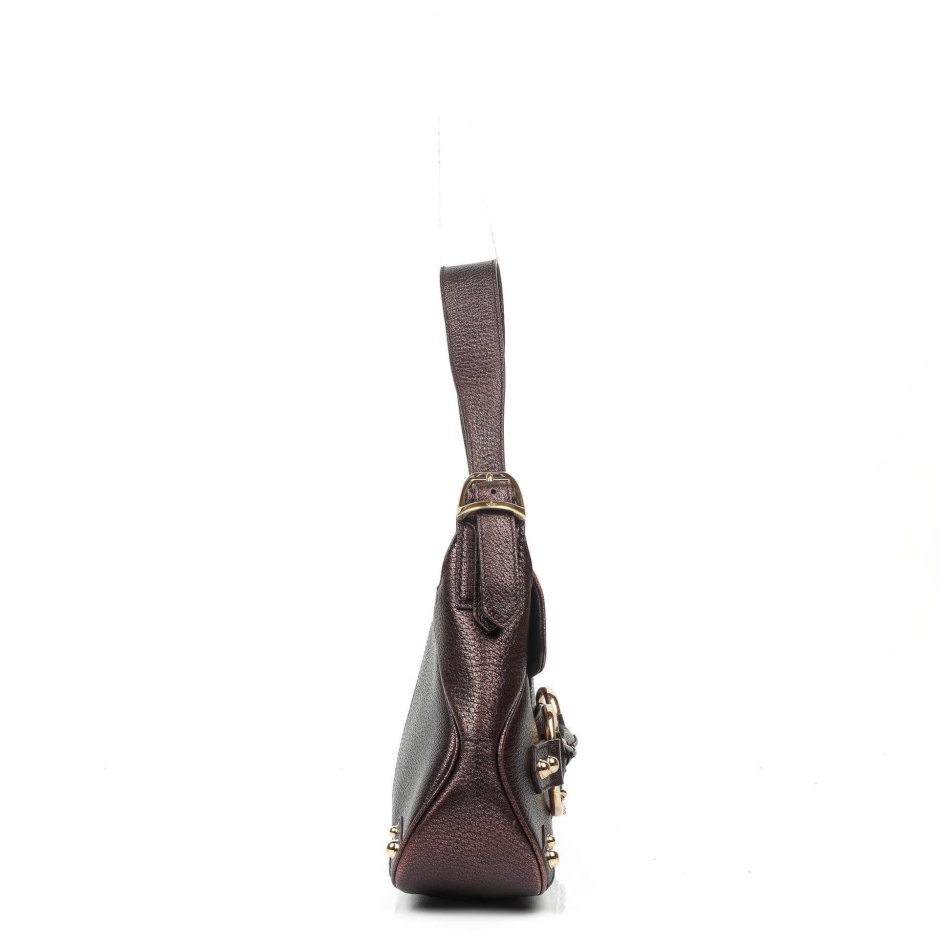 Gucci Horsebit Schultertasche mit Klappe aus lila Leder