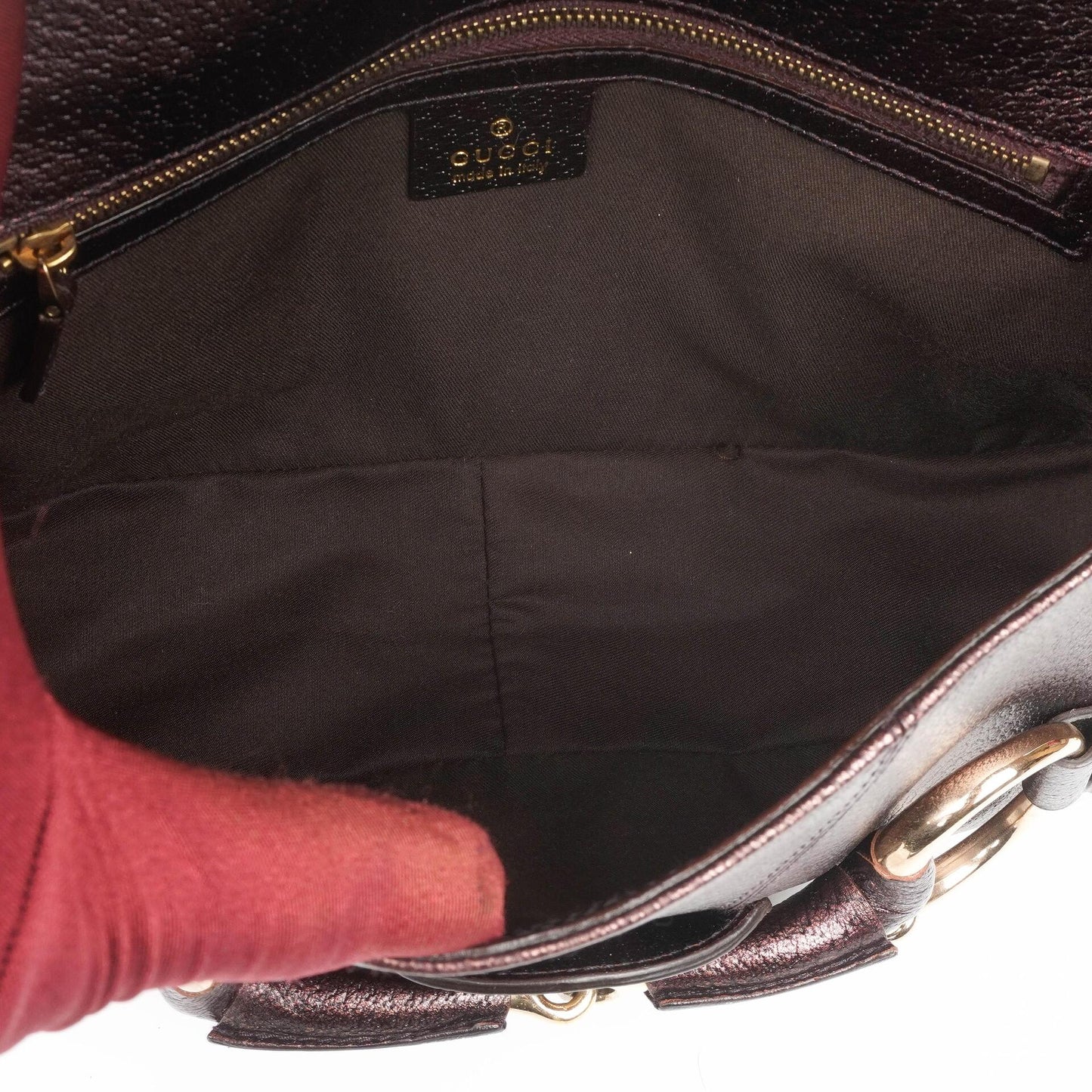 Gucci Horsebit Schultertasche mit Klappe aus lila Leder