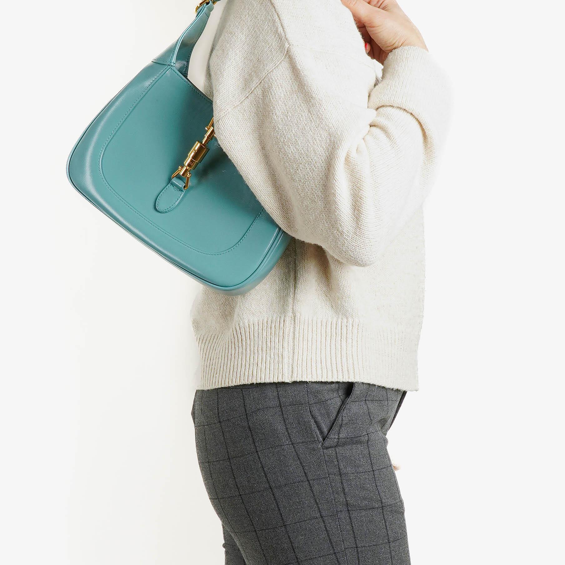 Gucci Jackie 1961 kleine Schultertasche aus hellblauem Leder