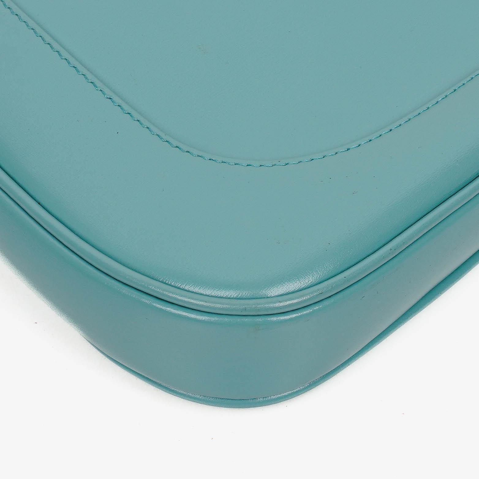 Gucci Jackie 1961 kleine Schultertasche aus hellblauem Leder