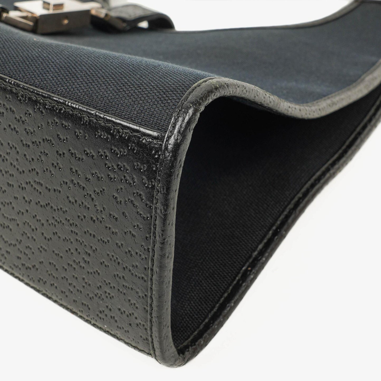 Gucci Jackie Schultertasche aus schwarzem Canvas