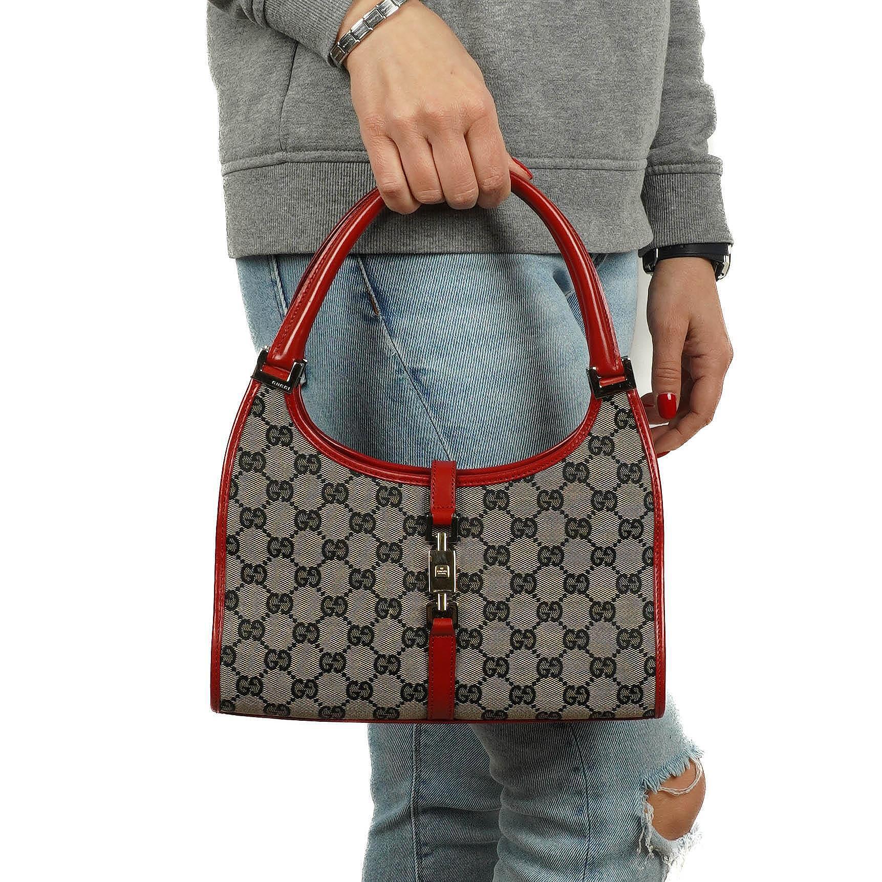 Gucci Jackie Bardot Schultertasche aus GG Canvas