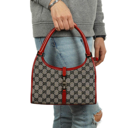 Gucci Jackie Bardot Schultertasche aus GG Canvas