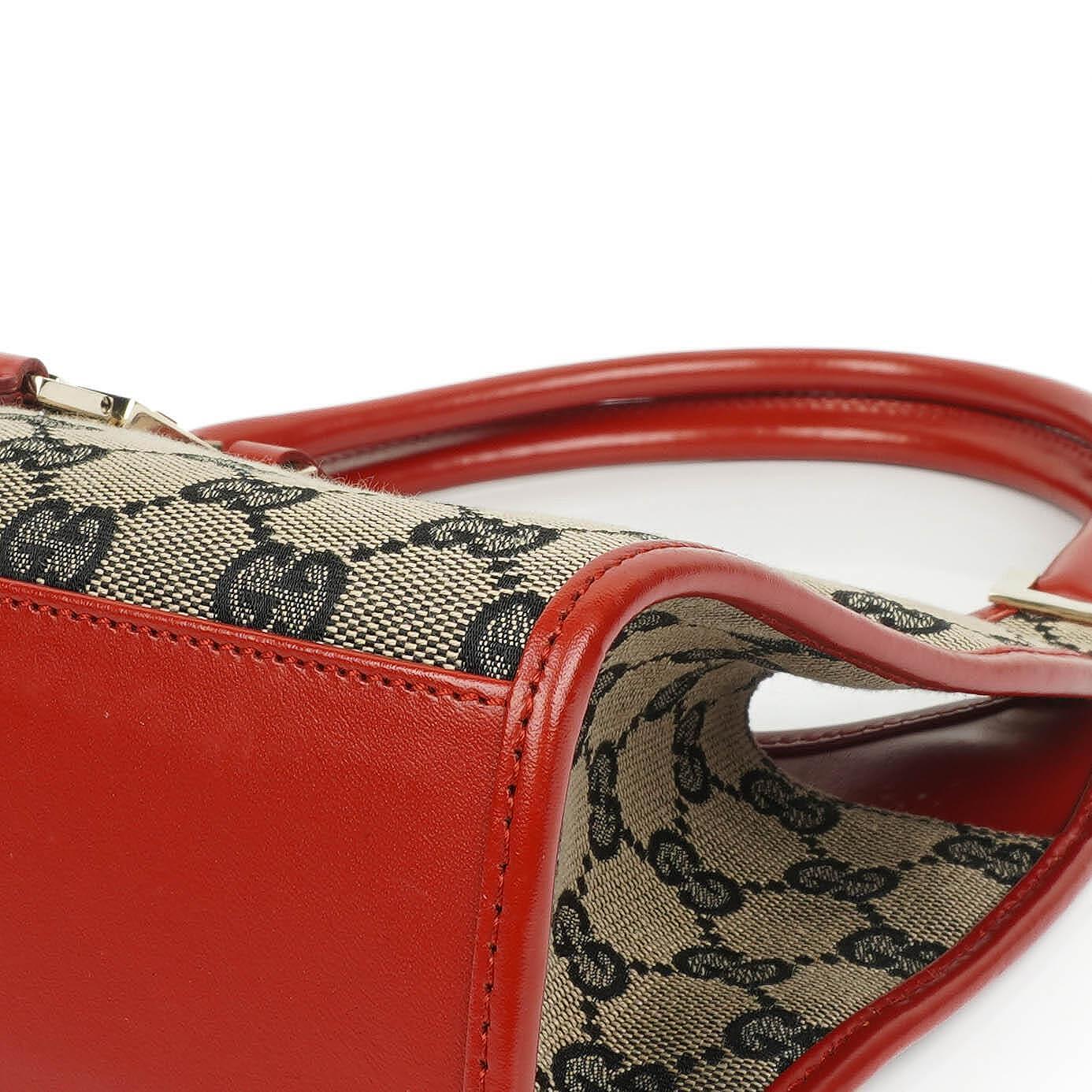 Gucci Jackie Bardot Schultertasche aus GG Canvas