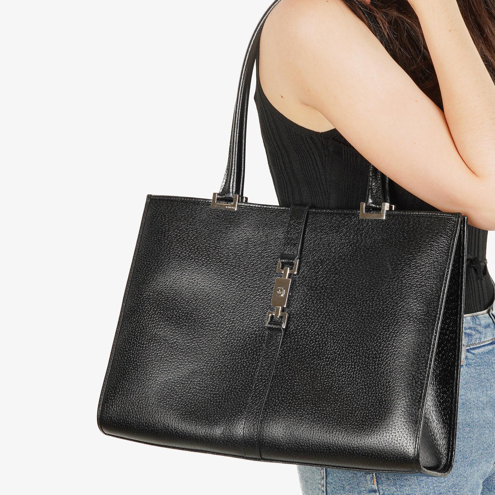 Gucci Jackie Schultertasche aus schwarzem Leder