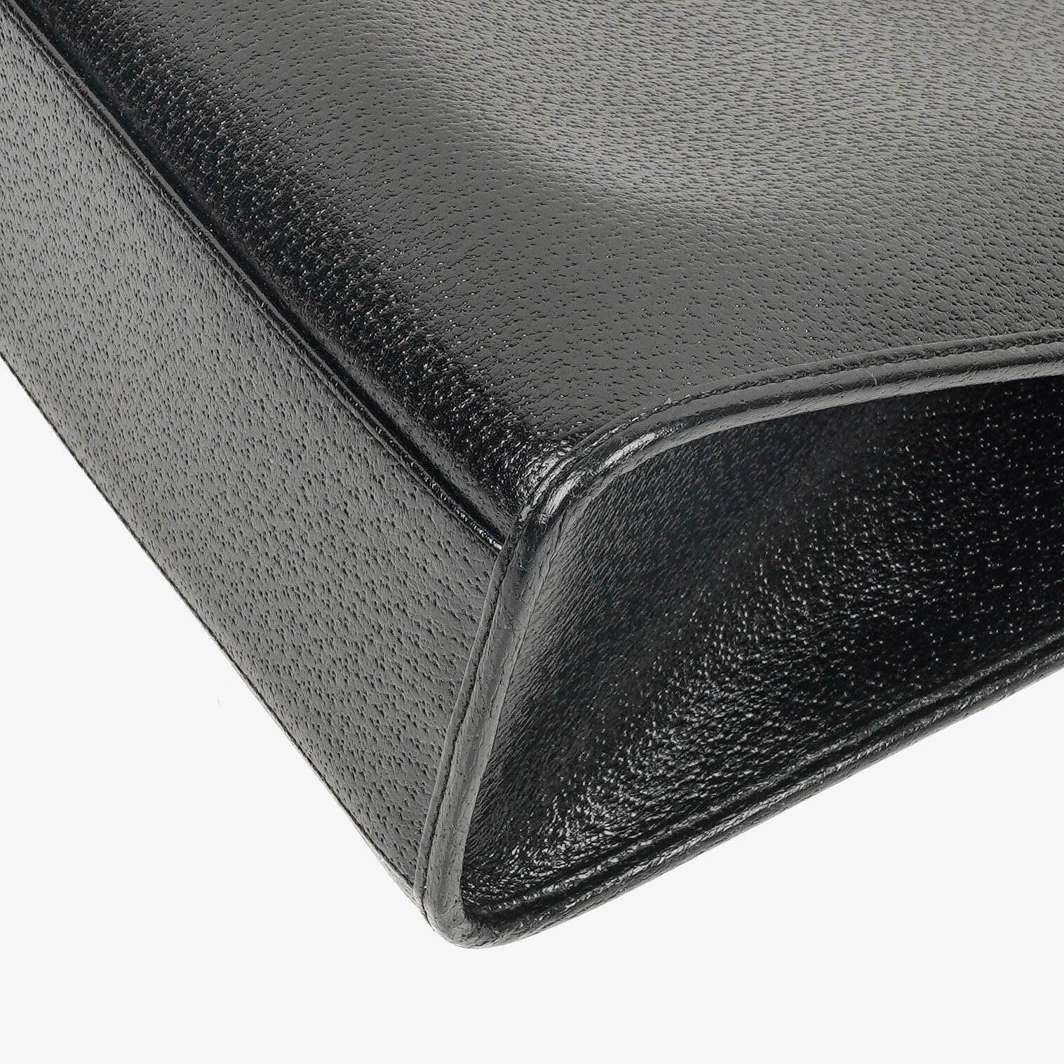 Gucci Jackie Schultertasche aus schwarzem Leder