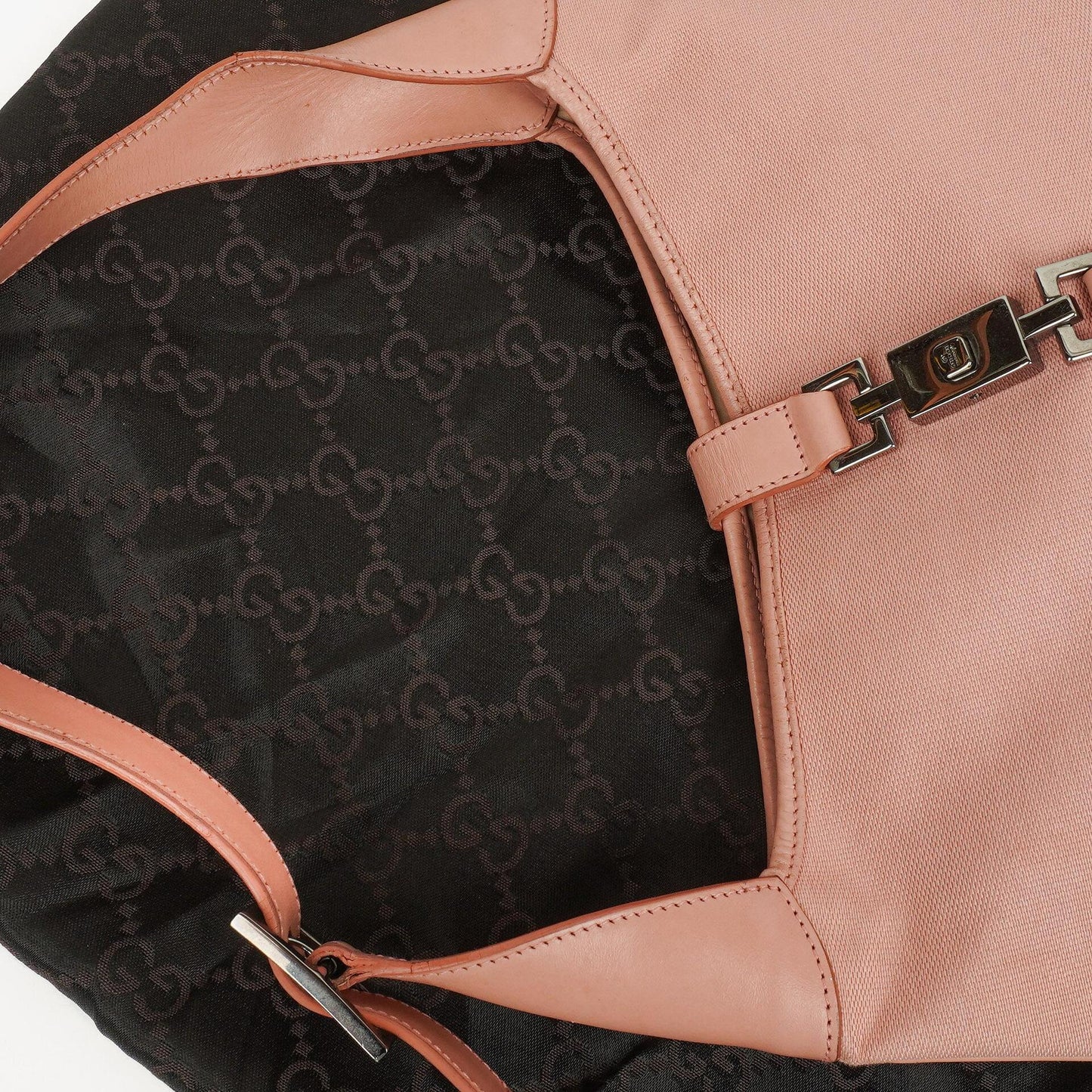 Gucci Jackie O Hobo Tasche aus GG Canvas und Leder