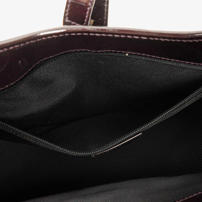 Gucci Jackie Schultertasche aus lila GG Canvas