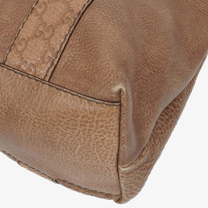 Gucci Tragetasche aus Leder mit Bambus-Bar und geflochtenen Griffen