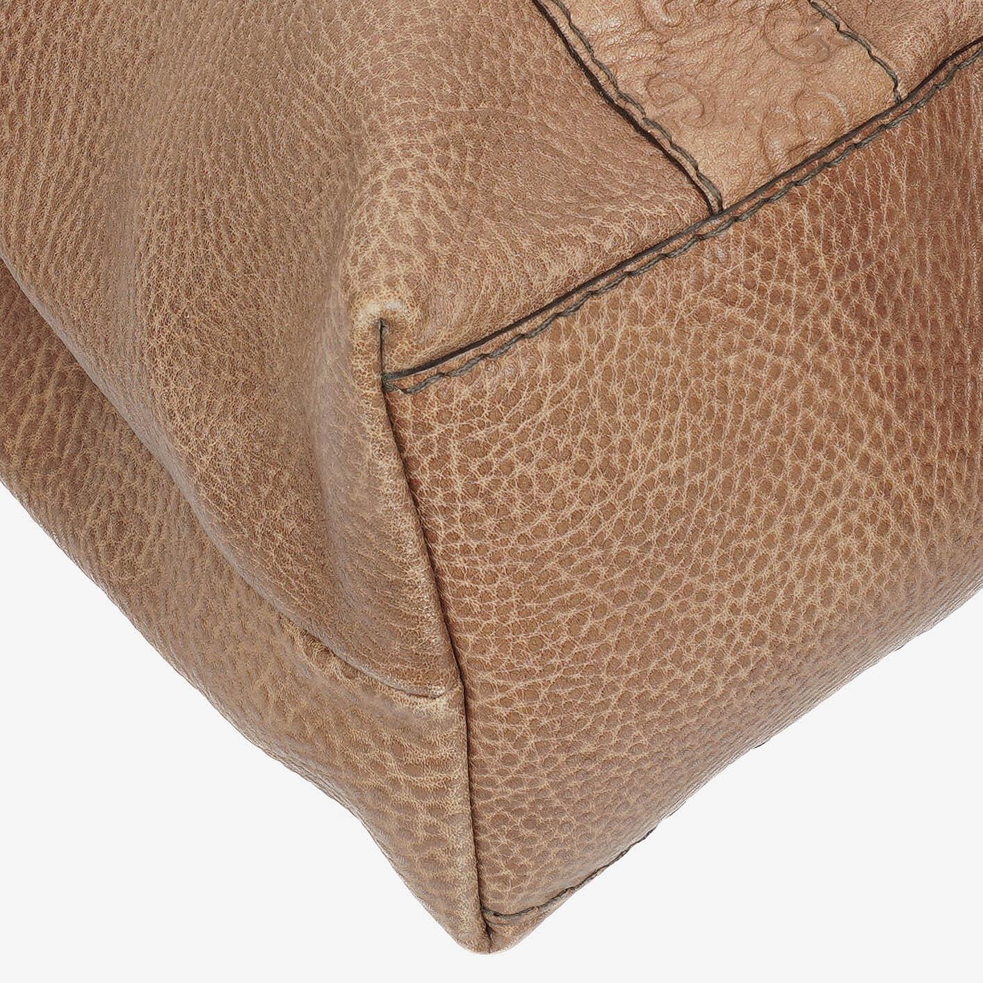 Gucci Tragetasche aus Leder mit Bambus-Bar und geflochtenen Griffen