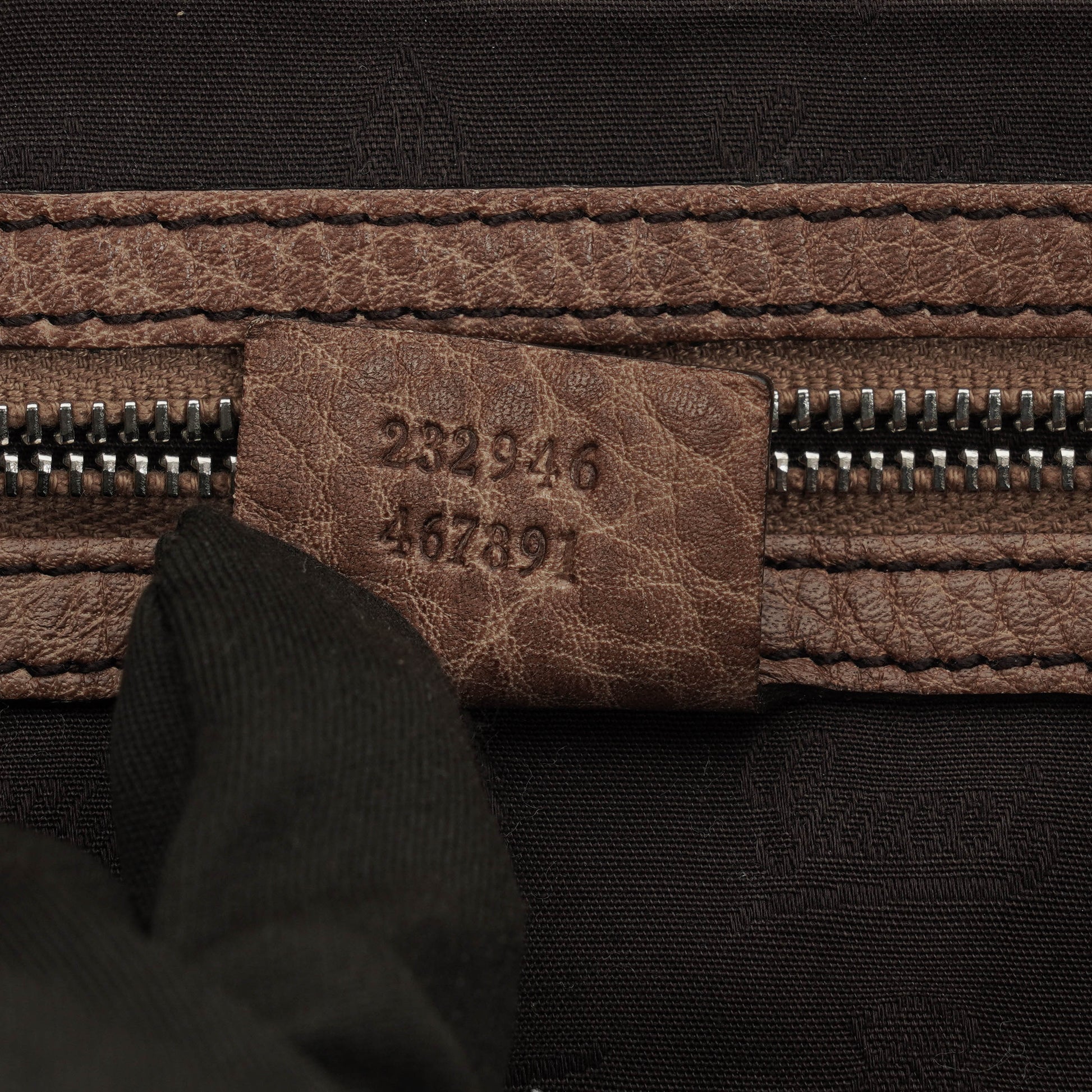 Gucci Tragetasche aus Leder mit Bambus-Bar und geflochtenen Griffen