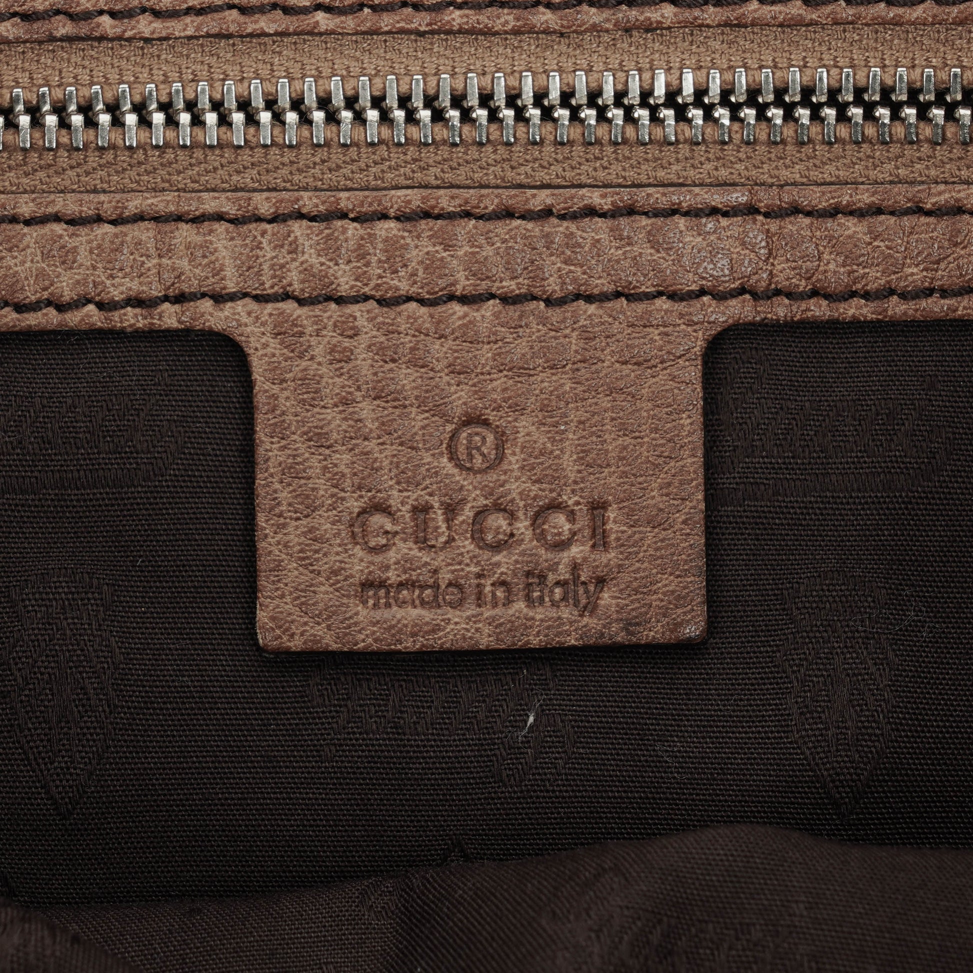 Gucci Tragetasche aus Leder mit Bambus-Bar und geflochtenen Griffen