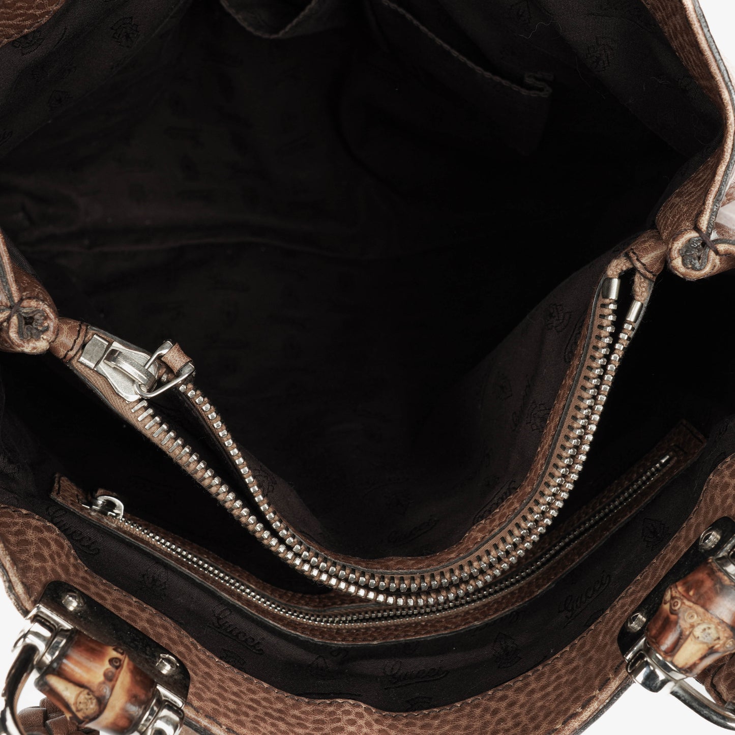 Gucci Tragetasche aus Leder mit Bambus-Bar und geflochtenen Griffen