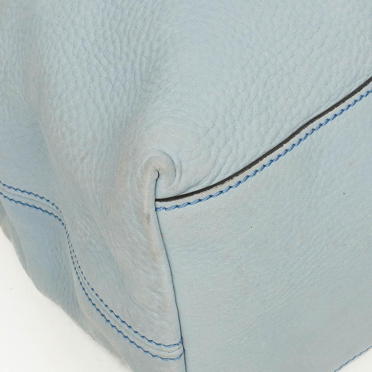 Gucci Soho Tote mit Obergriff aus hellblauem genarbtem Leder