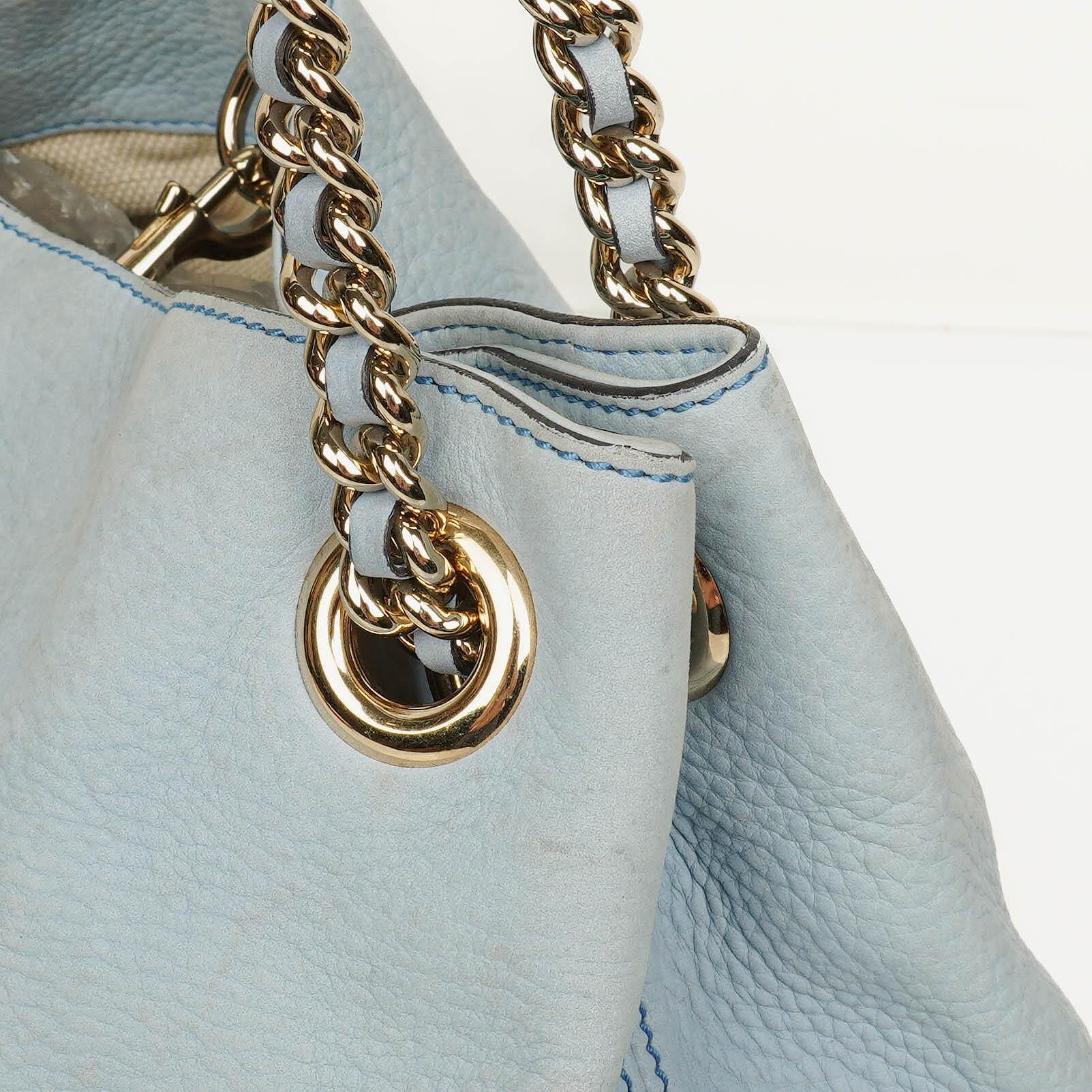 Gucci Soho Tote mit Obergriff aus hellblauem genarbtem Leder