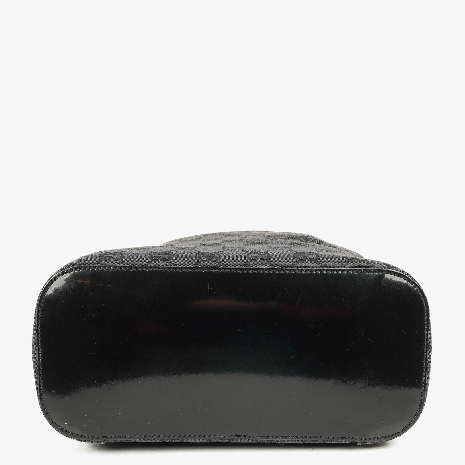 Gucci Loop Bucket Monogram Tote in Schwarz