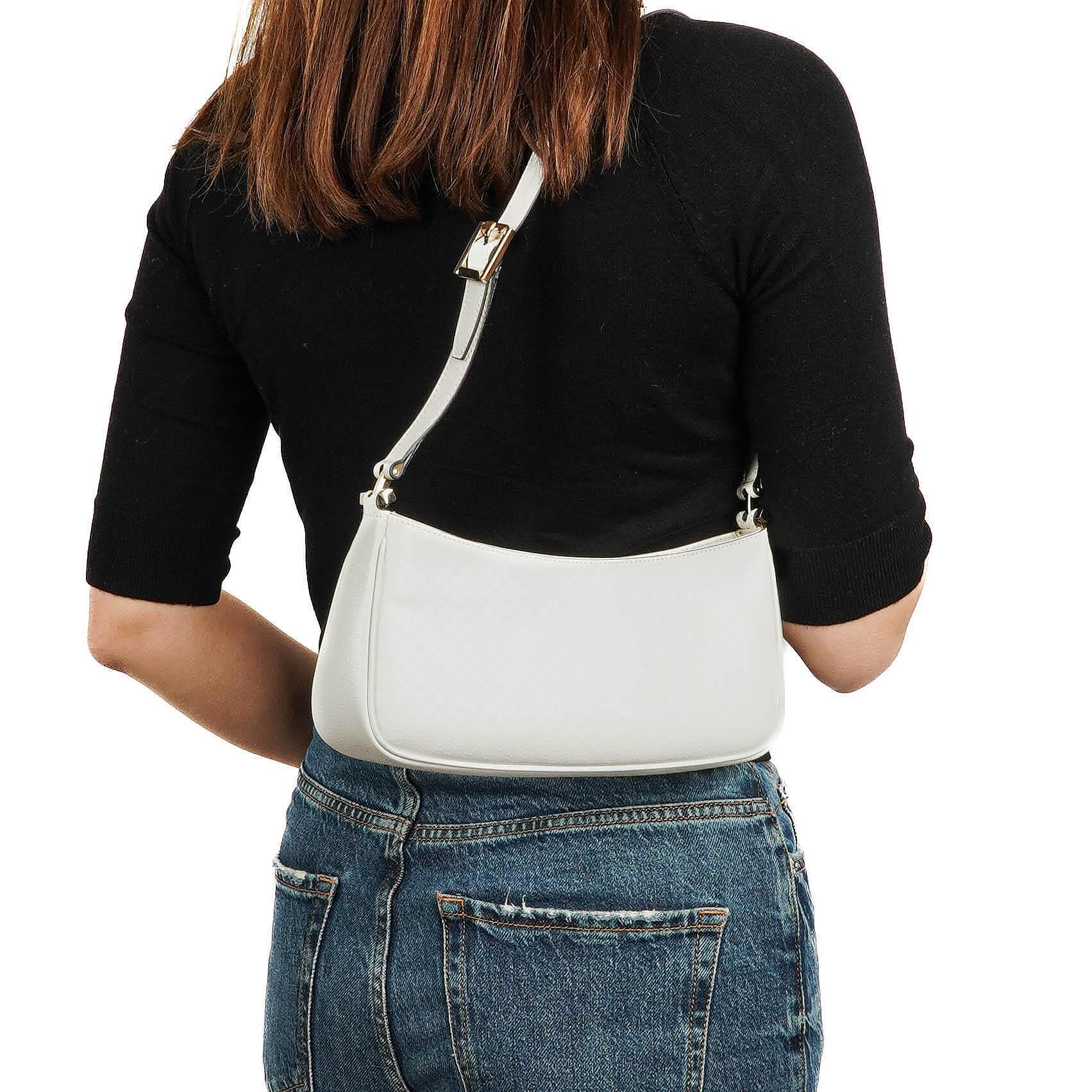 Gucci Microguccissima Pochette aus weißem Leder