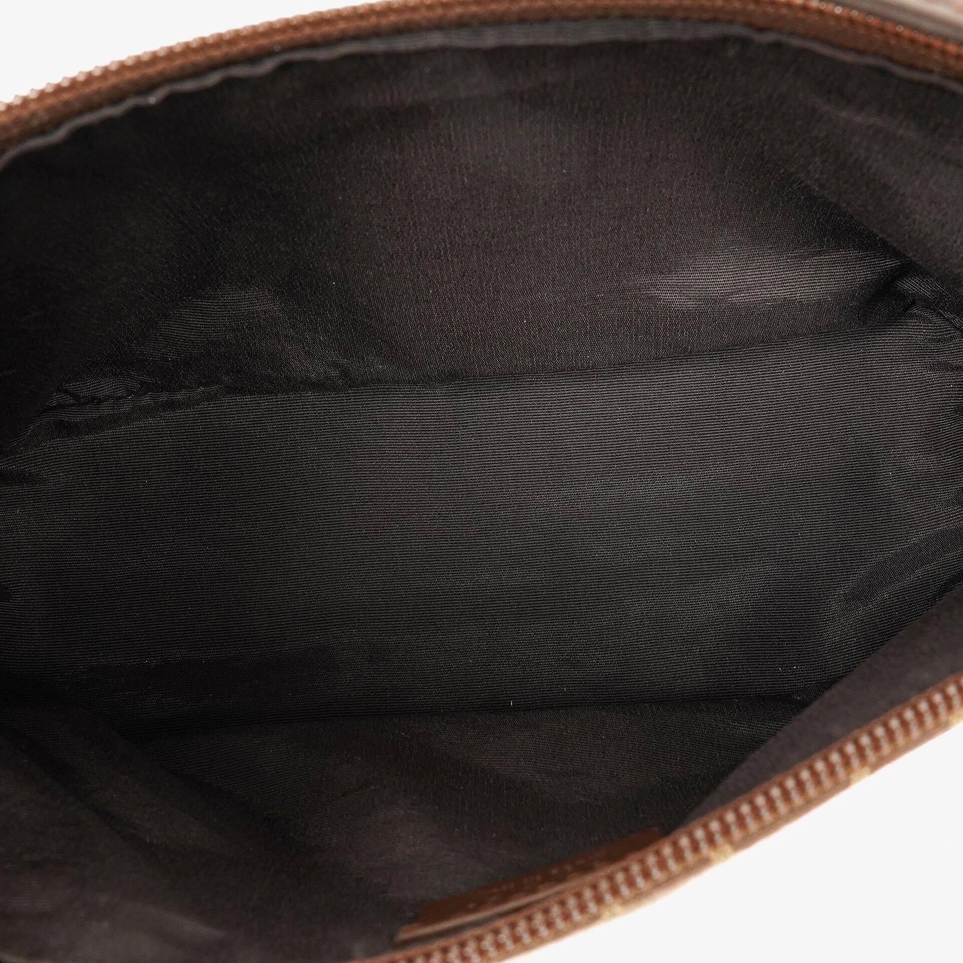 Gucci Mini Baguette Pochette Boat GG Monogram Tasche in Beige/Braun