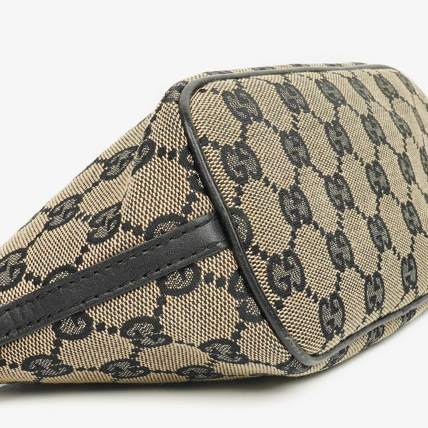 Gucci Mini Baguette Pochette Boat Tasche mit GG-Monogramm
