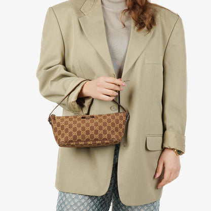 Gucci Mini Baguette Pochette Boot GG Monogramm Tasche