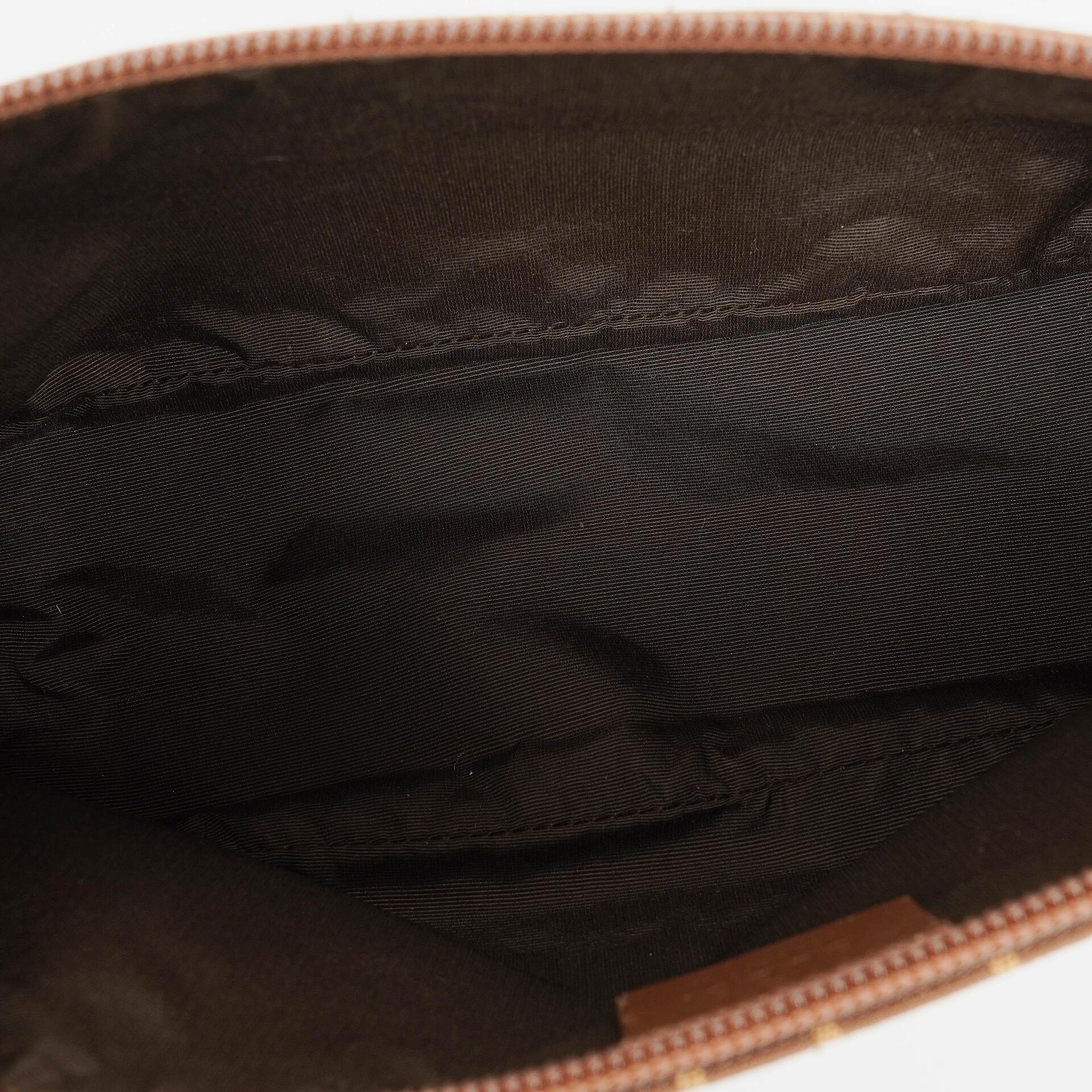 Gucci Mini Baguette Pochette Boot GG Monogramm Tasche