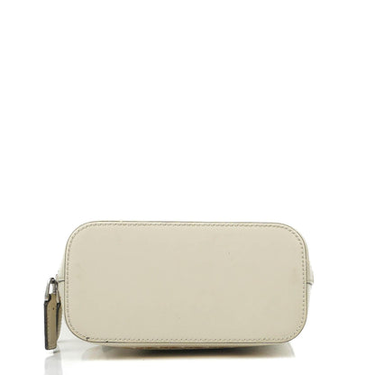 Gucci Mini Guccy Moon Steller Dome Crossbody-Tasche aus Kalbsleder in Weiß und Gold