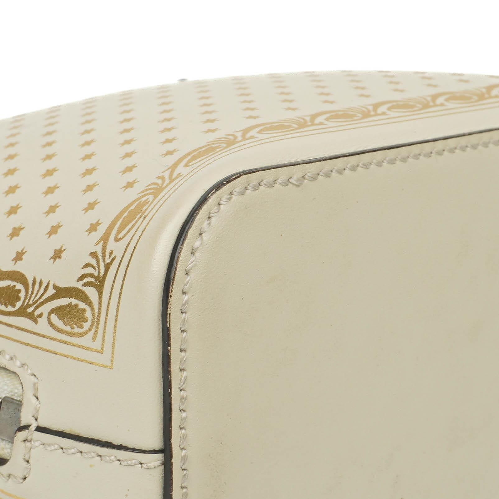 Gucci Mini Guccy Moon Steller Dome Crossbody-Tasche aus Kalbsleder in Weiß und Gold